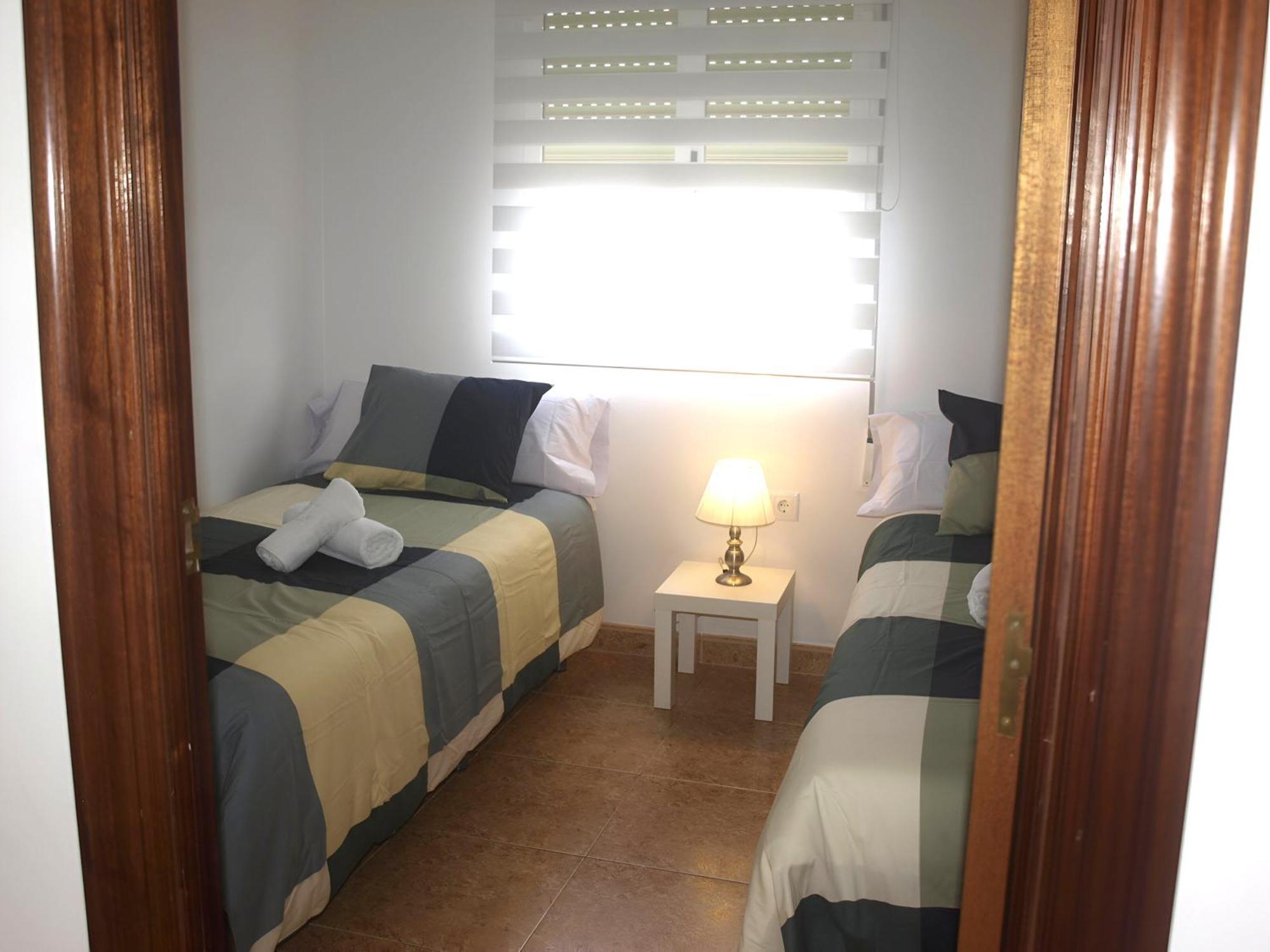 Apartment Jardines Del Ebro, 8 Pax, Ideal Grupos Logrono